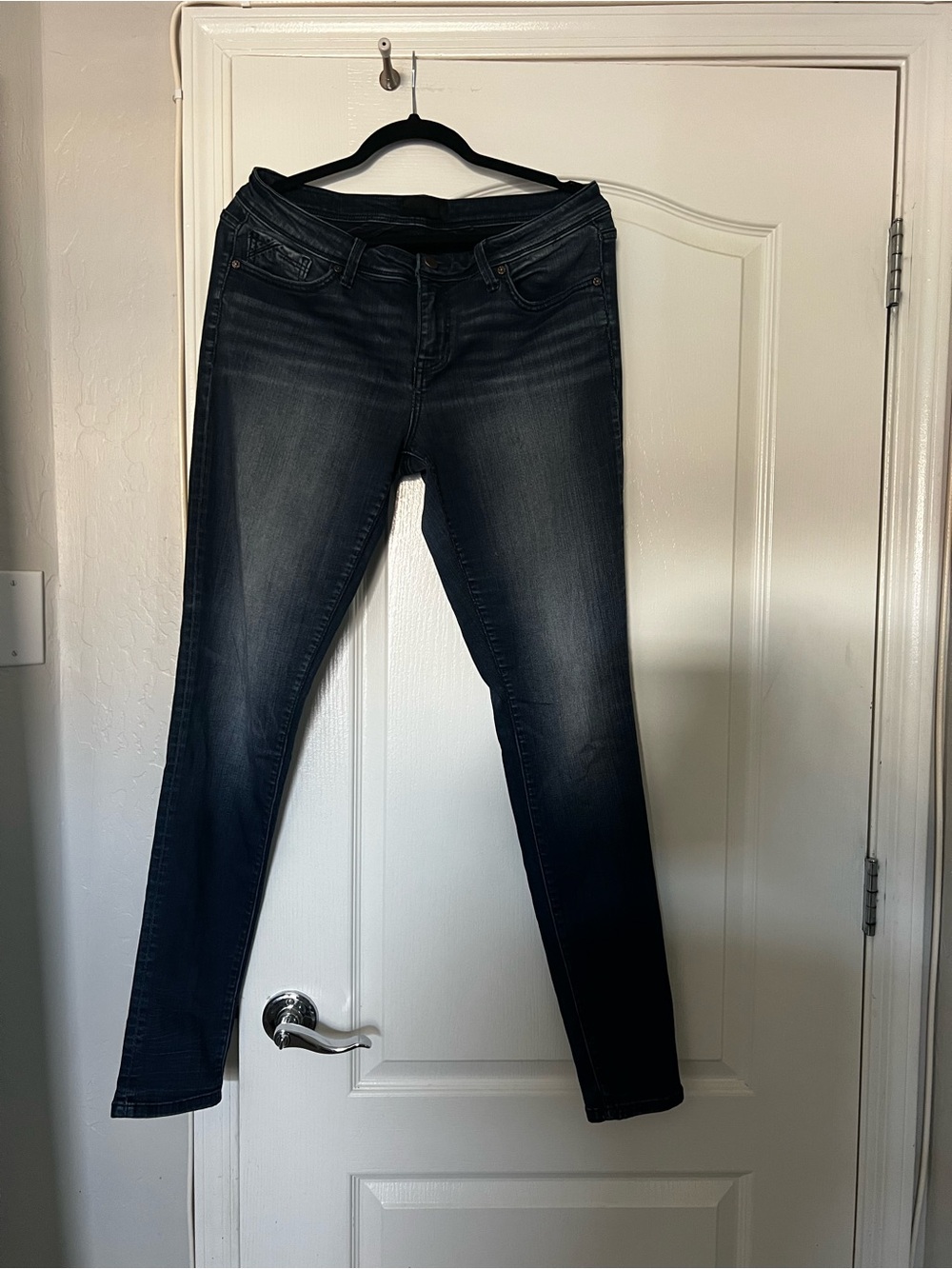 Buckle Women's Dark Blue Skinny Jeans